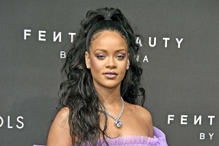 Rihanna buduje
svoju kozmetickú
značku od roku
2017.