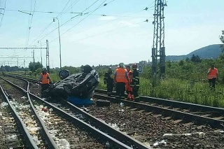 Dopravná nehoda v okrese Trebišov si vyžiadala dva ľudské životy.