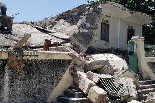 Haiti zasiahlo zemetrasenie s magnitúdou 7,2.