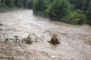 Obcou Kružlov v okrese Bardejov sa prehnala búrka, toto spôsobila.