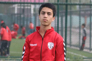 Zo súčasnej situácie v Afganistane mrazí. Medzi obeťami bol aj devätnásťročný nádejný futbalista Zaki Anwari († 19).