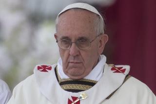 Pápež František celebroval omšu na veľkonočnú nedeľu.