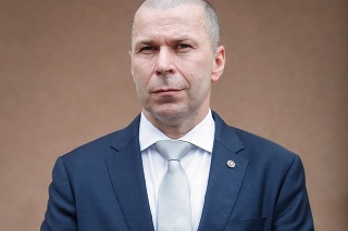 Peter Kovařík je vo
funkcii šéfa polície
približne rok.