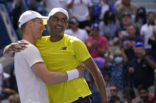 V mužskej štvorhre na tenisovom grandslamovom turnaji US Open triumfoval americko-britský pár Rajeev Ram, Joe Salisbury. 