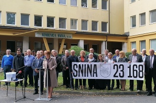 Petíciu za zachovanie nemocnice v Snine podpísalo viac ako 23.000 ľudí.
