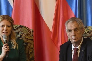 Zuzana Čaputová a Miloš Zeman sa spoločnej tlačovej konferencii.