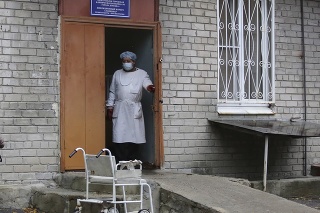 Nemocnica  v Donecku, kde liečia covidových pacientov.