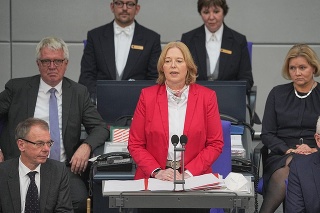 Novou predsedníčkou Bundestagu sa stala Bärbel Basová.