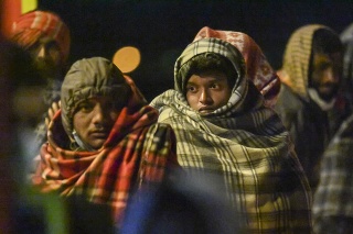 Na Sicíliu dorazila záchranná loď so 415 utečencami na palube (ilustračné foto).