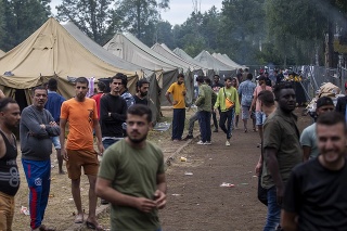 Záber z tábora pre migrantov Litve.