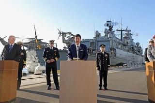 Japonský minister obrany Nobuo Kishi 
