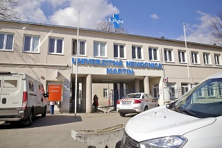 Do nemocnice v Martine priviezli pacientku z Prahy.