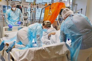 Nemocnica v Brne, kde sa starajú o covidových pacientov. 