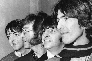Členovia The Beatles na archívnej fotke z roku 1968, zľava Paul McCartney, John Lennon, Ringo Starr a George Harrison