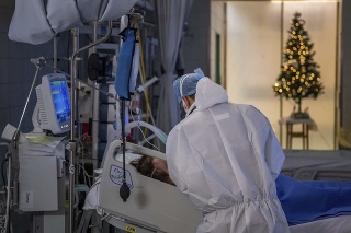 Koronavírus v Maďarsku: V nemocničnom ošetrení je viac ako 5800 covidových pacientov.