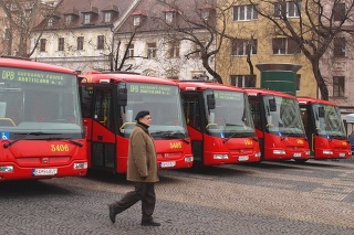 Mestská doprava v Bratislave má oficiálne ďalších 25 nových vozidiel.