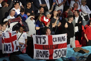 Anglickí fanúšikovia na EURO 2020