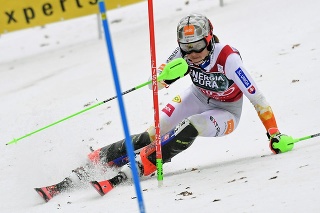 Petra Vlhová počas slalomu v Záhrebe.