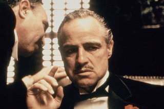 Marlon Brando ako Don Corleone v legendárnom filme Krstný otec.