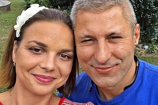 S manželom Martinom sa spoznala na protialkoholickom liečení.