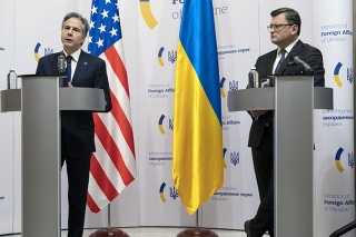 Tlačová konferencia Spojených štátov amerických a Ukrajiny v ukrajinskom Kijeve v stredu 19. januára 2022.