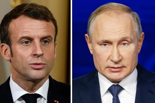 Francúzsky prezident Emmanuel Macron a šéf Kremľa Vladimir Putin