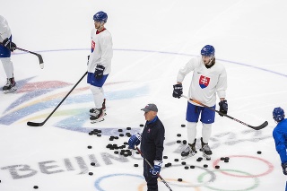 Slovenskí hokejisti trénujú v Pekingu v príprave na ZOH 2022