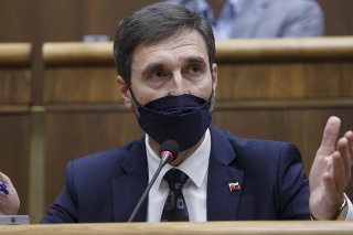 Podpredseda parlamentu za stranu Smer - sociálna demokracia Juraj Blanár