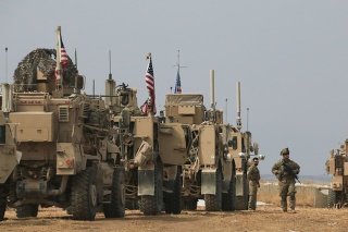 Americkí vojaci sa sťahujú do Iraku. 