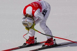 Česká lyžiarka Ester Ledecká išla kombinačný slalom zranená. 