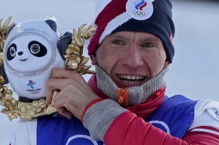 Reprezentant v behu na lyžiach z tímu Ruského olympijského výboru (ROC) Alexander Boľšunov. 