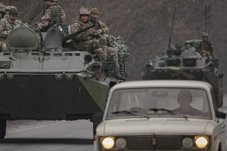Ruské jednotky spustili očakávaný útok na Ukrajinu..