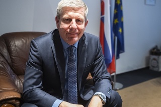 Na snímke minister zdravotníctva SR Vladimír Lengvarský (nominant OĽaNO).