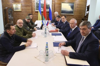 Tretie kolo mierových rokovaní medzi Ukrajinou a Ruskom.