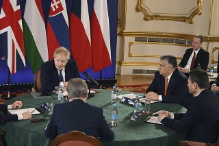 Summit krajín Vyšehradskej skupiny (V4) a Spojeného kráľovstva v Londýne.