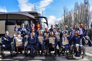 Na snímke slovenská výprava parahokejistov pred odchodom na Zimné paralympijské hry 2022 v Pekingu.