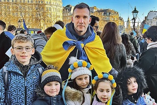 Ševčenko nalieha na pomoc ukrajinským deťom.