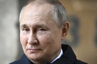 Vladimir Vladimirovič Putin je ruský politik, súčasný prezident a bývalý predseda vlády.