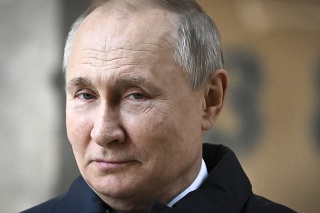 Vladimir Vladimirovič Putin je ruský politik, súčasný prezident a bývalý predseda vlády.