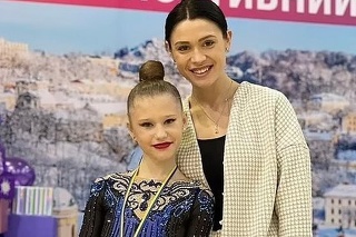 Jekaterina Djačenková s trénerkou Anastasijou Mesčanenkovou