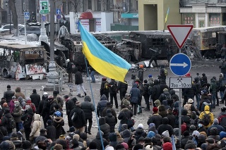 V Kyjeve sa opäť odohrávajú demonštrácie.