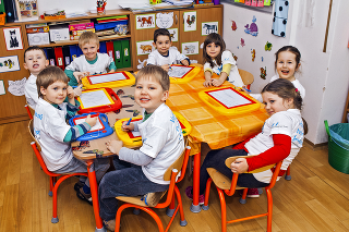 Problém s kapacitami v školách a škôlkach prílev ukrajinských detí len znásobil. 