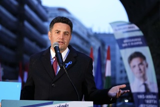 Kandidát opozičného zoskupenia V jednote za Maďarsko na post premiéra Péter Márki-Zay počas predvolebného zhromaždenia v Budapešti 2. apríla 2022.