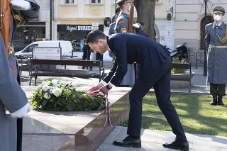 Predseda vlády Eduard Heger sa zúčastnil na spomienke na oslobodenie Bratislavy.
