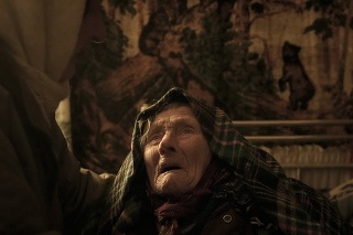 99-ročná Motria Oleksiienko, traumatizovaná ruskou okupáciou.