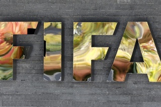 Funkcionárovi FIFA hrozí mastný trest.