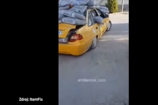 Tak toto ste ešte nevideli! Preťažené auto cementom v Uzbekistane