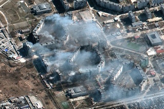 Satelitný záber z obliehaného Mariupolu.