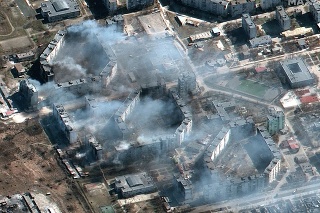 Satelitný záber z obliehaného Mariupolu.