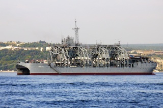 Kommuna je veteránom v ruskom vojnovom námorníctve.